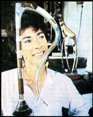 Tessa Fleischer 1985 (img © Gideon Mendel, published in The Star Johannesburg 1st February1985)